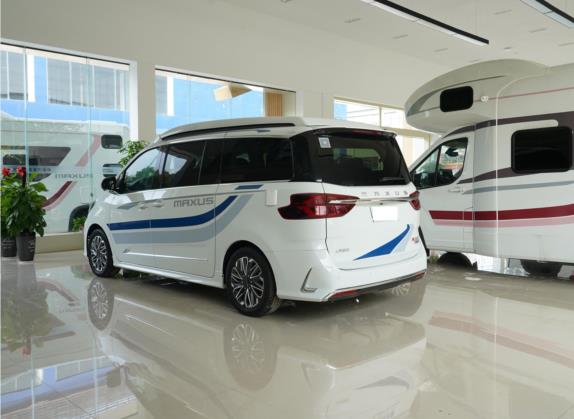 上汽大通MAXUS G20房车 2021款 改款 2.0T 旅行家自行式B型房车时光版 外观   斜后