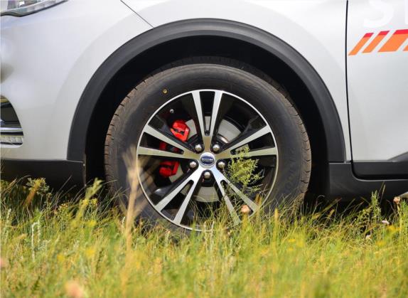 SWM斯威X7 2016款 1.8L 手动尊贵型 7座 其他细节类   前轮