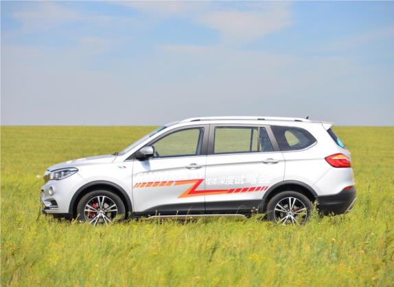SWM斯威X7 2016款 1.8L 手动尊贵型 7座 外观   正侧