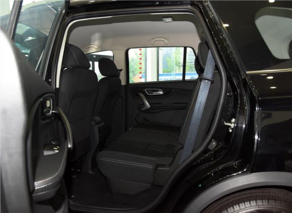 SWM斯威X7 2016款 1.8L 手动舒适型 7座 车厢座椅   后排空间