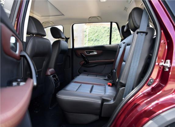 SWM斯威X7 2017款 1.5T 自动智尊型 7座 车厢座椅   后排空间