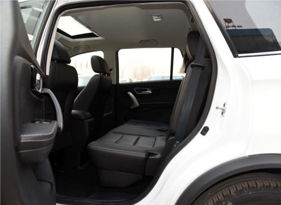 SWM斯威X7 2018款 1.8L 手动舒适型 7座 车厢座椅   后排空间