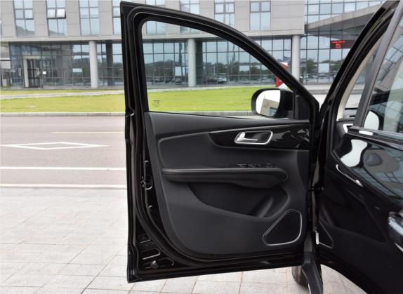 SWM斯威X7 2018款 1.8L 手动豪华型 7座 车厢座椅   前门板