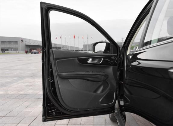 SWM斯威X7 2018款 1.5T 手动豪华型 7座 车厢座椅   前门板