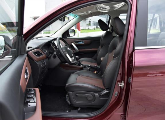 SWM斯威X7 2018款 改款 1.5T 手动豪华互联版 7座 车厢座椅   前排空间