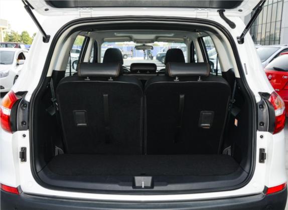 SWM斯威X7 2018款 改款 1.8L 手动舒适版 7座 车厢座椅   后备厢