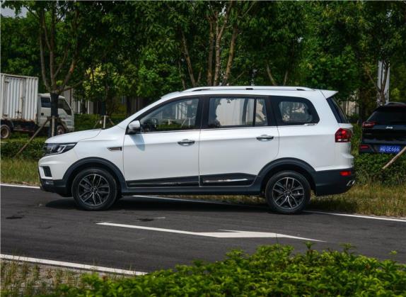 SWM斯威X3 2017款 1.5T 手动酷尚型 外观   正侧