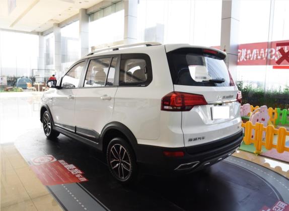 SWM斯威X3 2018款 1.5L 手动风尚型 外观   斜后