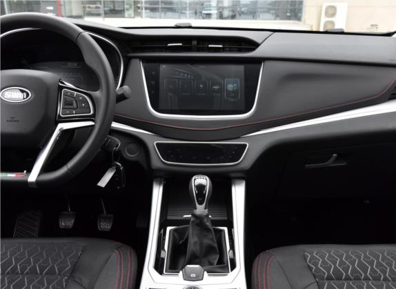 SWM斯威G01 2018款 1.5T 手动型UP 中控类   中控台