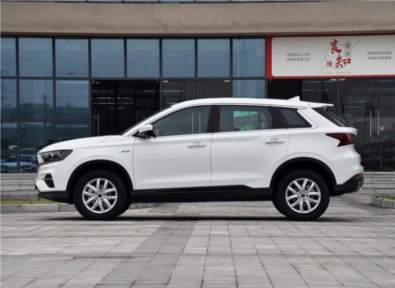 SWM斯威G01 2018款 1.5T 手动型UP 外观   正侧