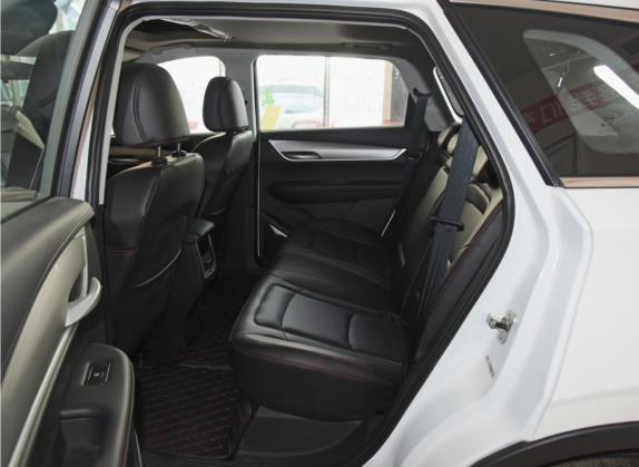 SWM斯威G01 2019款 1.5T 手动优UP 国V 车厢座椅   后排空间
