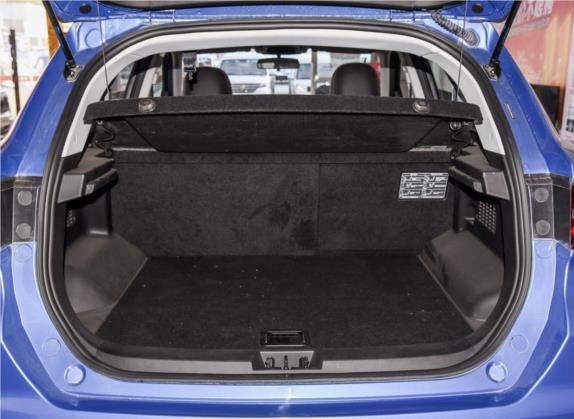 SWM斯威G01 2019款 1.5T 自动智UP 国V 车厢座椅   后备厢