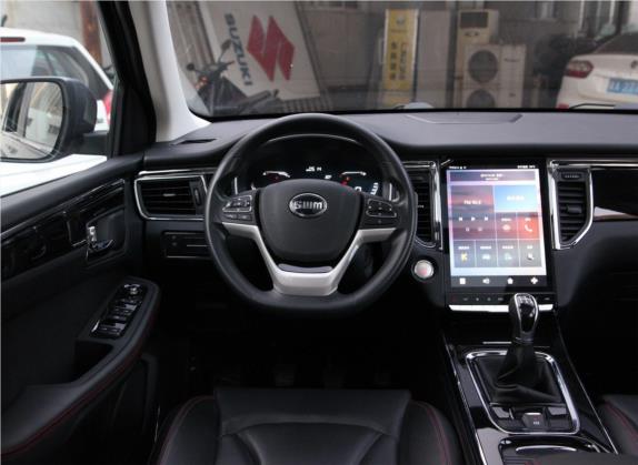 SWM斯威G05 2019款 2.0L 手动豪华型 中控类   驾驶位