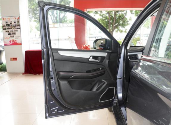 SWM斯威G05 2019款 1.5T 自动精英型 车厢座椅   前门板