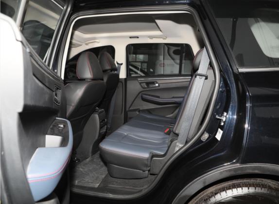 SWM斯威G05 2021款 PRO 1.5T 自动豪华型 5座 车厢座椅   后排空间