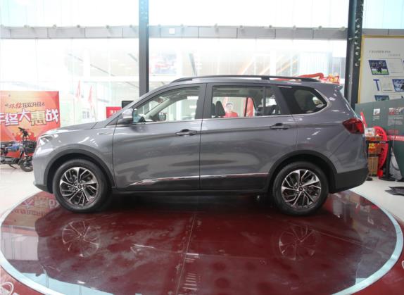 SWM斯威G05 2021款 PRO 1.5T 自动尊贵型 7座 外观   正侧