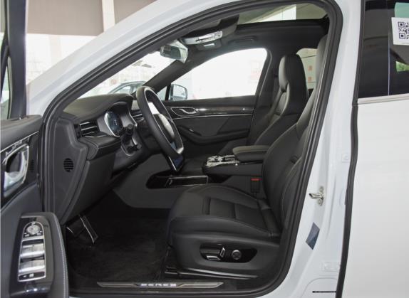 赛力斯SF5 2020款 两驱高性能运动版 车厢座椅   前排空间