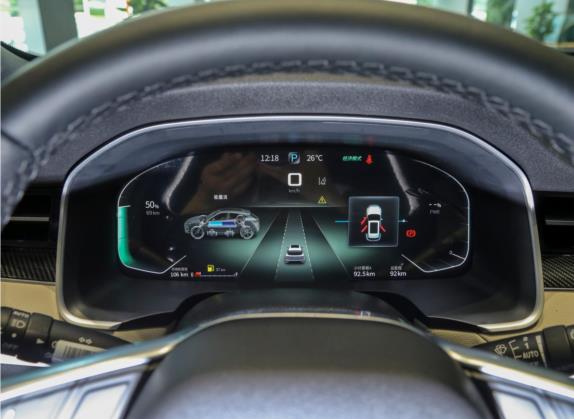 赛力斯SF5 2020款 改款 四驱高性能版 中控类   仪表盘