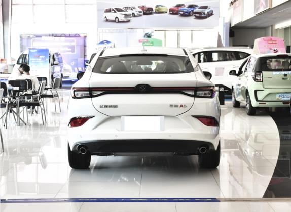 思皓A5 2023款 1.5T CVT豪华舒享型 外观   正后