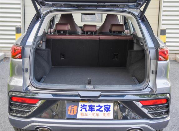 思皓QX 2021款 300T DCT尊荣智联型 车厢座椅   后备厢