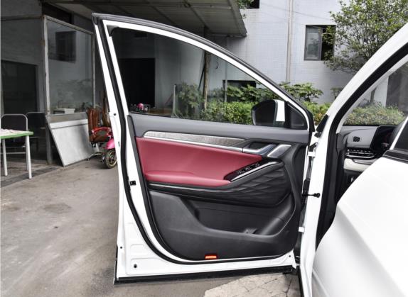 思皓QX 2021款 300T DCT尊贵智联型 车厢座椅   前门板