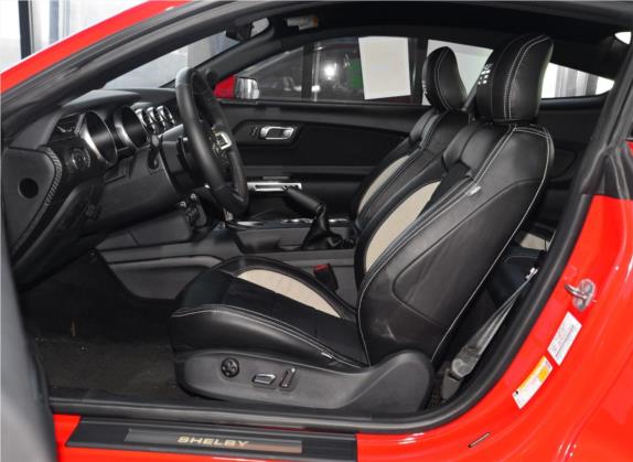 SHELBY GTE 2019款 2.3T 运动版 车厢座椅   前排空间