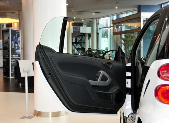 smart fortwo 2012款 1.0 MHD 硬顶舒适版 车厢座椅   前门板