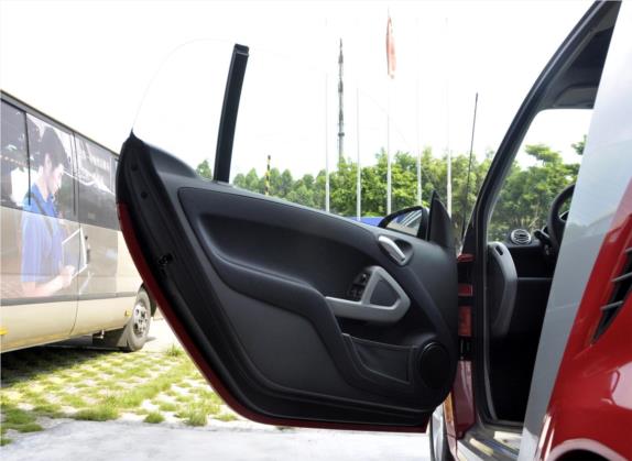 smart fortwo 2012款 1.0T 硬顶激情版 车厢座椅   前门板