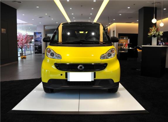 smart fortwo 2013款 1.0 MHD 新年特别版 外观   正前