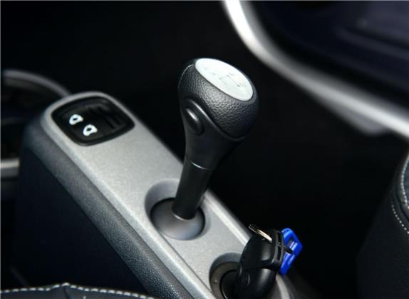 smart fortwo 2013款 1.0T 敞篷激情版 中控类   挡把