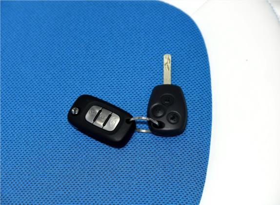 smart fortwo 2016款 0.9T 66千瓦敞篷极致版 其他细节类   钥匙