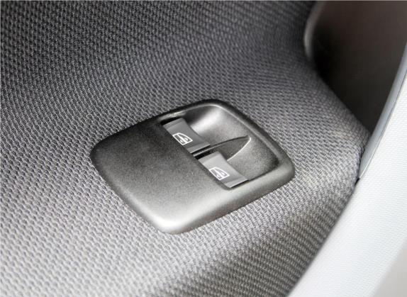 smart fortwo 2018款 0.9T 80千瓦耀金特别版 国V 车厢座椅   门窗控制