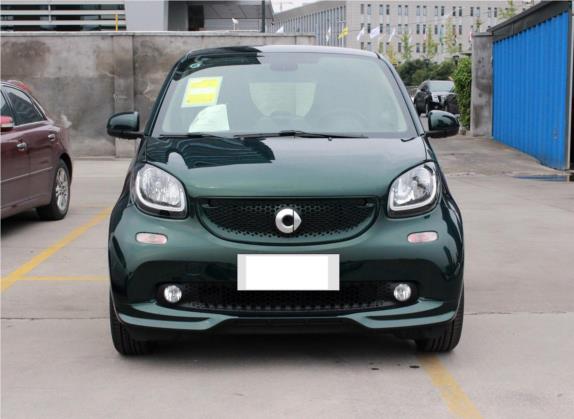 smart fortwo 2018款 0.9T 66千瓦流光绿特别版 国V 外观   正前