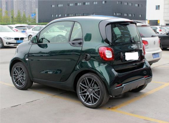 smart fortwo 2018款 0.9T 66千瓦流光绿特别版 国V 外观   斜后