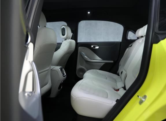 smart精灵#1 2022款 Pro+版 车厢座椅   后排空间