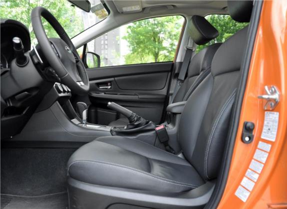 斯巴鲁XV 2012款 2.0i 豪华版 车厢座椅   前排空间