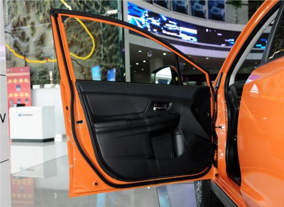 斯巴鲁XV 2012款 2.0i 精英导航版 车厢座椅   前门板