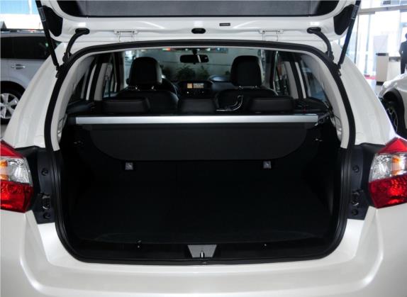 斯巴鲁XV 2014款 2.0i 精英版 车厢座椅   后备厢