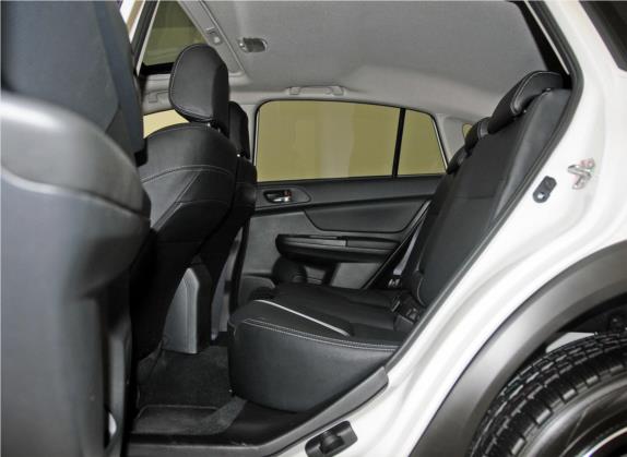 斯巴鲁XV 2014款 2.0i 豪华版 车厢座椅   后排空间