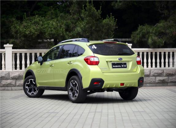 斯巴鲁XV 2015款 2.0i 特装运动版 外观   斜后
