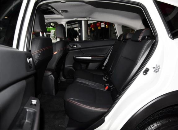 斯巴鲁XV 2016款 2.0i 豪华版 车厢座椅   后排空间