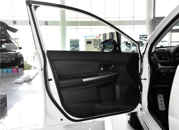 斯巴鲁XV 2016款 2.0i 豪华版 车厢座椅   前门板