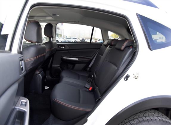 斯巴鲁XV 2017款 2.0i 豪华版 车厢座椅   后排空间