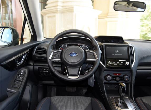 斯巴鲁XV 2018款 2.0i 全驱精英版 中控类   驾驶位