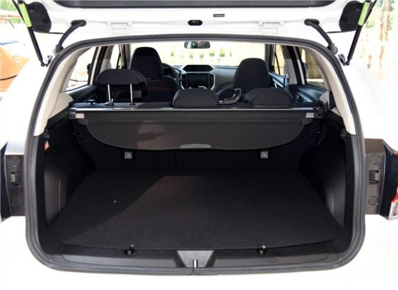 斯巴鲁XV 2018款 2.0i 全驱精英版 车厢座椅   后备厢