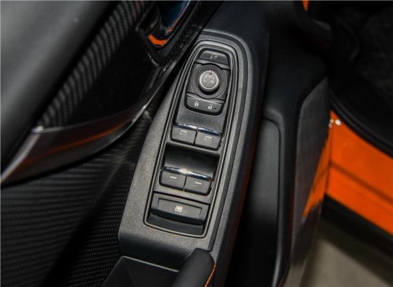 斯巴鲁XV 2018款 2.0i 全驱豪华版EyeSight 车厢座椅   门窗控制