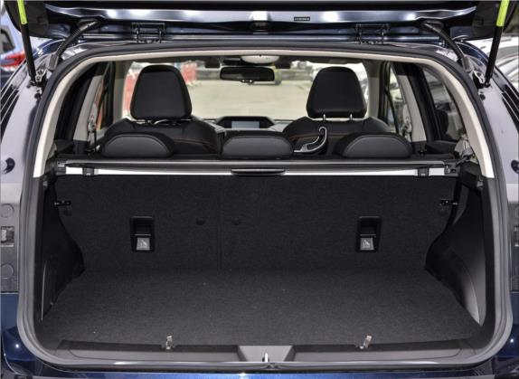 斯巴鲁XV 2019款 2.0i 全驱豪华版EyeSight 国VI 车厢座椅   后备厢