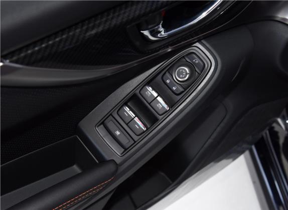 斯巴鲁XV 2020款 2.0i 全驱豪华版EyeSight 车厢座椅   门窗控制