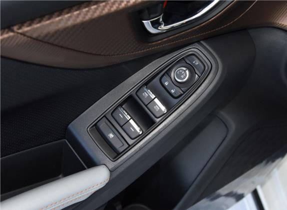 斯巴鲁XV 2020款 2.0i 智擎旗舰版EyeSight 车厢座椅   门窗控制