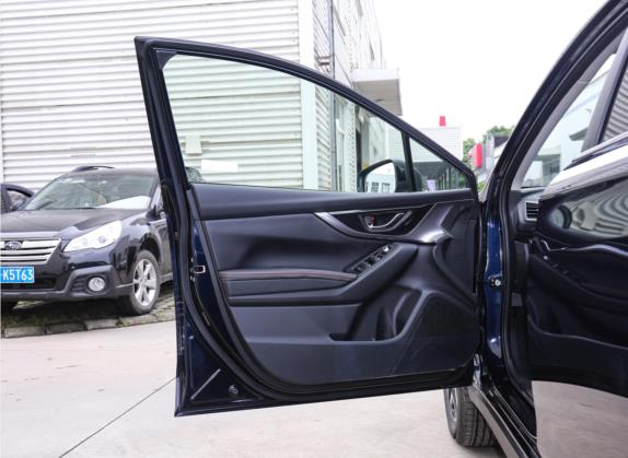 斯巴鲁XV 2020款 改款 2.0i 全驱豪华版 车厢座椅   前门板